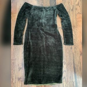 A’gaci Dark velvet green dress